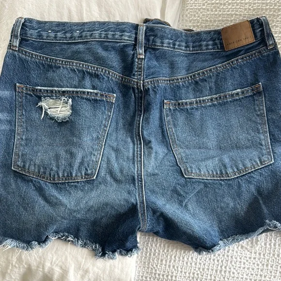American Eagle Outfitters Blue Distressed Jean Shorts - Picture 2 of 4